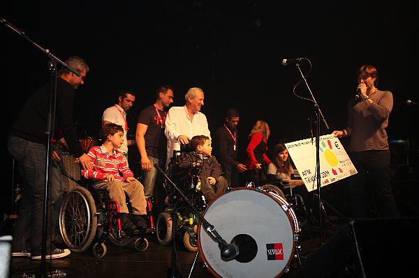 photographe_event 20.JPG - Concert boeuf organisé par Eric Jean-jean au Bataclan sous l'égide des Pompiers de Bordeaux pour le Telethon 2009 - Parisle 6/12/2009© Pierre-jean Grouille